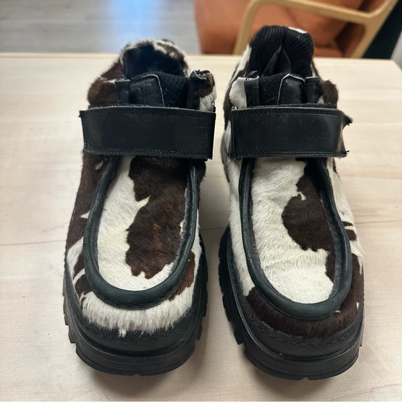 Donald J Pliner Cowhide Lug sole shoes - Picture 2 of 13